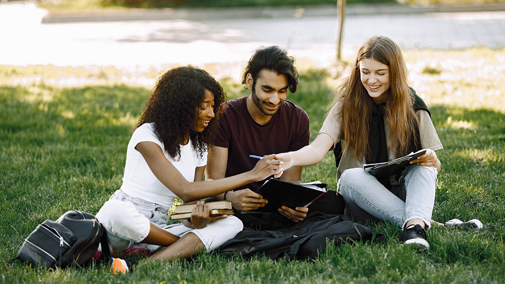Soutien scolaire CNED en Ligne à New York : L'accompagnement expert pour les élèves francophones — ressource pour les familles à New York