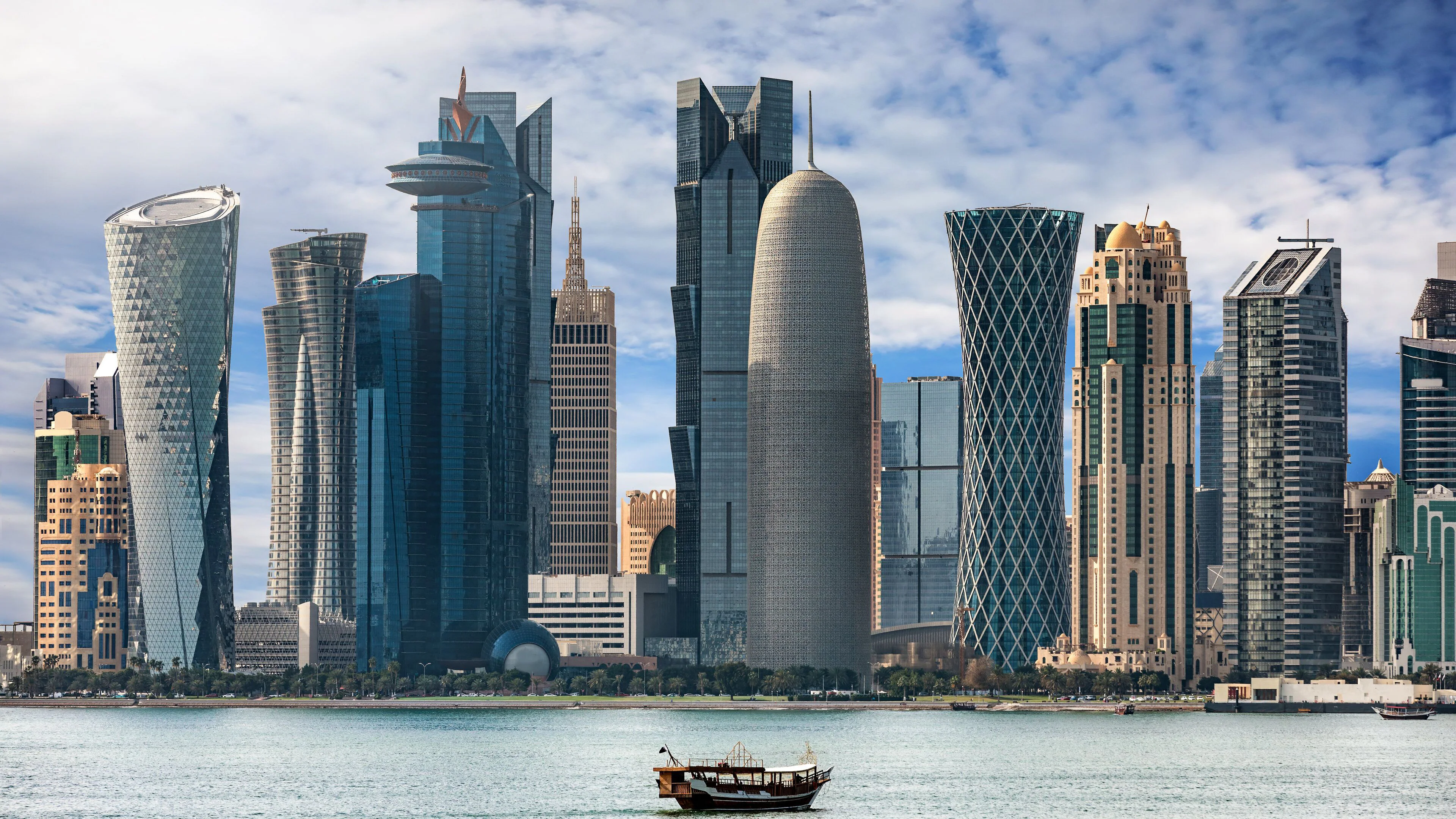 S'installer au Qatar en famille : Le guide ultime pour réussir votre expatriation avec des enfants