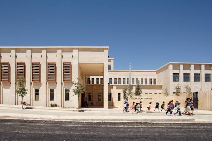 Les lycées français à Amman : le guide des parents — ressource pour les familles à Amman